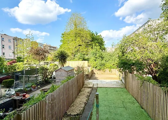 Adorable Room Near City Centre